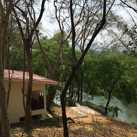 Saiyok River House Sai Yok Exteriör bild